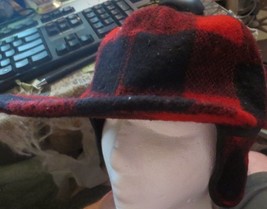 Broner Flannel Black Red Duck Flap Winter Hat Cap made in USA size Medium - £10.92 GBP