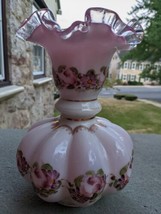 VINTAGE  FENTON CHARLETON PEACH CREST 8-1/2&quot; VASE Large Melon  ROSES - £155.58 GBP