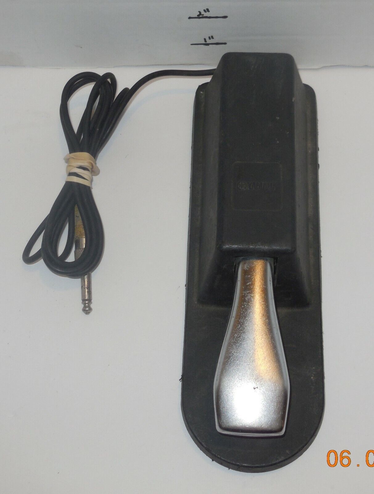 Yamaha Foot Pedal Sustain Piano Style Electronic Keyboard - $49.91