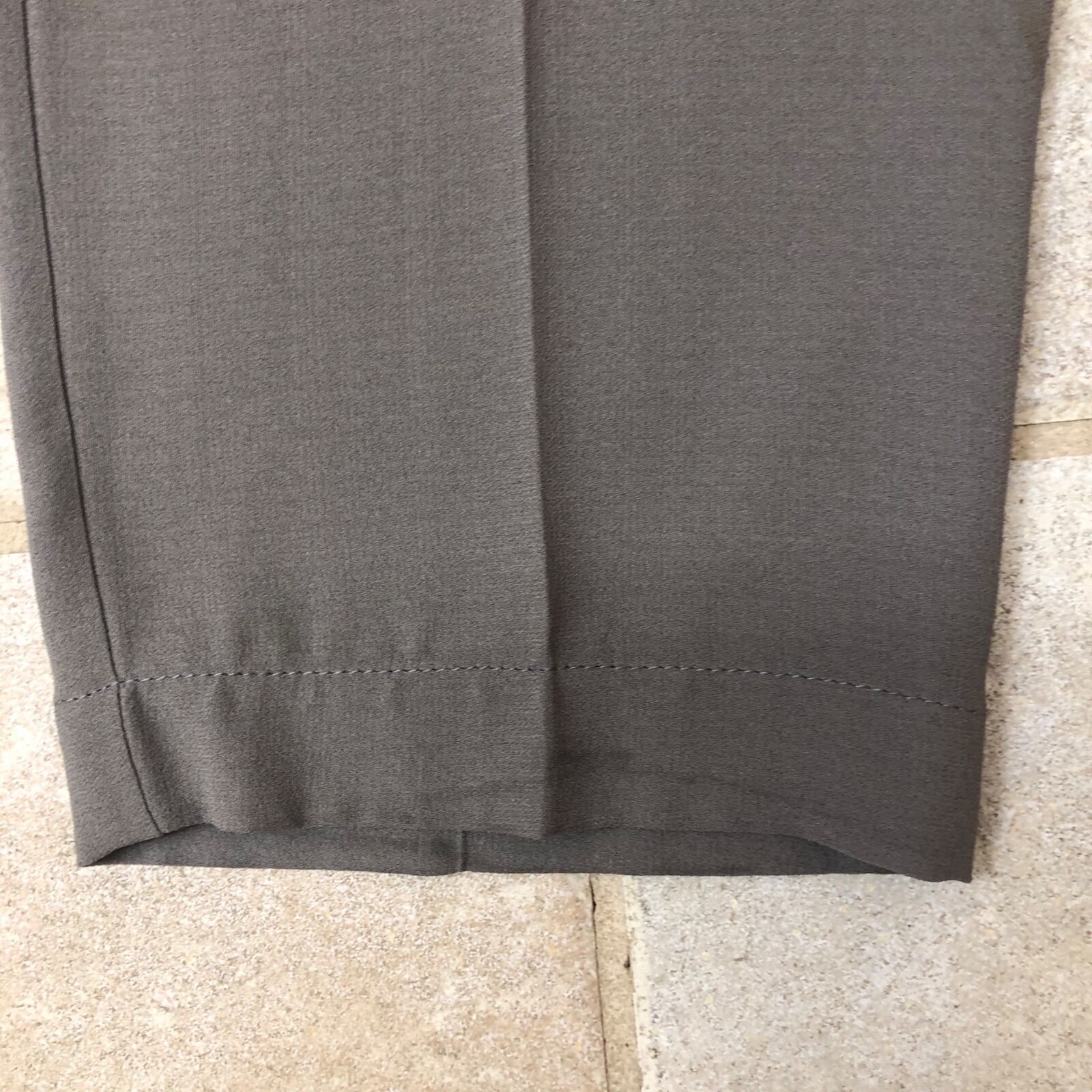 Eileen Fisher Gray Silk Pleated Trousers Pants Sz M Work Capsule Old Money Note Item image 10