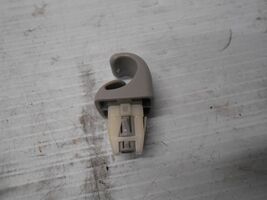 2007 Toyota Prius Sunvisor Hook Clip Right RH or Left LH - $19.99