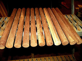 Twelve (12) Round Dowel Kiln Dried Walnut Wood Lumber 12&quot; X 15/16&quot; Diameter - £27.74 GBP