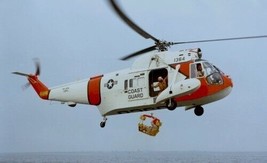 Framed 4&quot; X 6&quot; Print of a Coast Guard Sikorsky HH-52A &quot;Seaguard&quot; Helicop... - £11.83 GBP