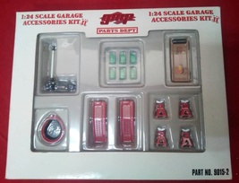 Diecast 1/24 scale GMP garage accessories KITII 9015-2  - $33.00