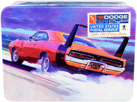 Skill 2 Model Kit 1969 Dodge Charger Daytona &quot;USPS&quot; (United States Postal Ser... - £44.46 GBP