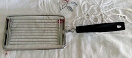 Vintage 1980 EKCO Tomato Slicer w Serrated Blades Black Plastic Handle 1... - $6.92