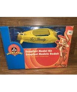 AMT Ertl Looney Tunes Tweety Car Snapfast Plastic Model Kit New Sealed - $361.75 MXN