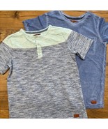(2) Boys 7 For All Mankind Tees Small Blue V Neck Heathered Color Block ... - $544.14 MXN