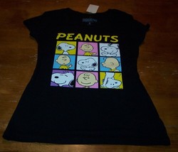 Women&#39;s Teen Peanuts Snoopy Charlie Brown T-shirt Small New w/ Tag - £15.77 GBP