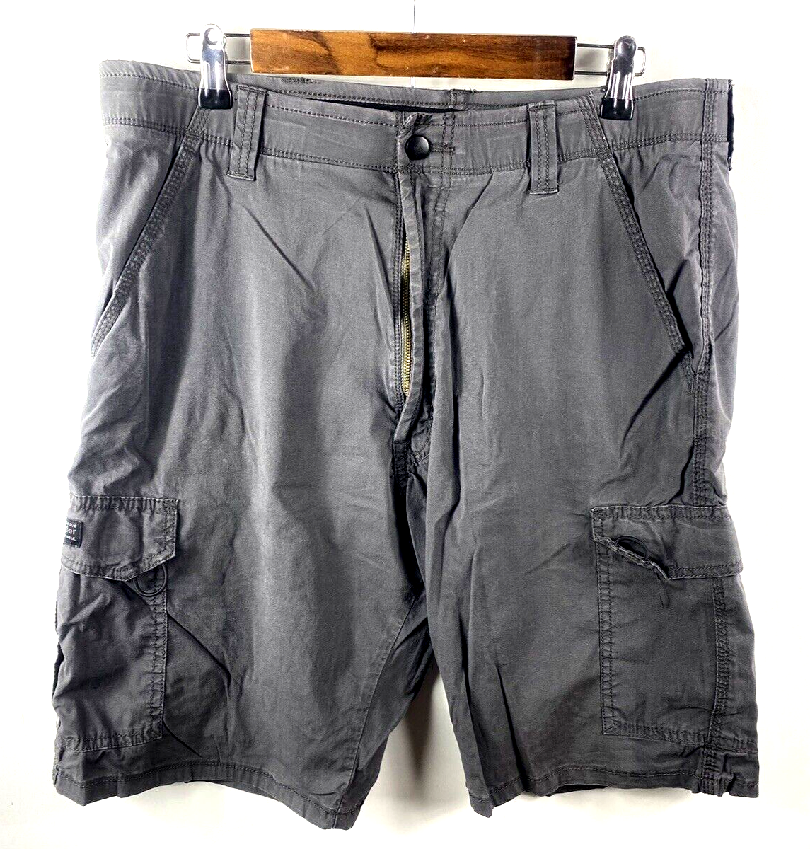 Primary image for Wrangler Cargo Shorts Size 34 Mens Gray Performance Series Pockets Stretch Waist