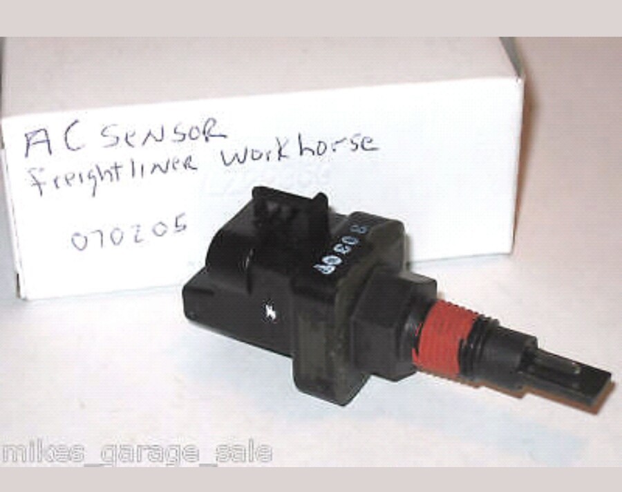 CASCO UNIVERSAL COOLANT SENSOR 1/4&quot; NPT HEAVY TRUCK COACH MARINE 3 pin c... - $34.59