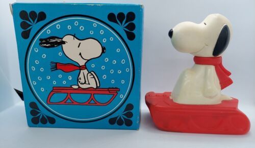 Primary image for Vintage Avon Snoopy's Snow Flyer Bubble Bath w/Box 1972 Sled Empty 
