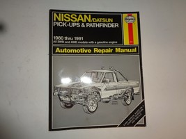 1980-91 Nissan/Datsun Pick ups / Pathfinder Repair Manual Haynes - $297.37 MXN