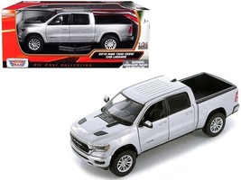 2019 RAM 1500 Laramie Crew Cab Pickup Truck Silver Metallic 1/24 Diecast Model - £29.33 GBP