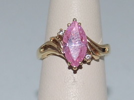 10k Yellow Gold Ring With A Pink And White CZ ( Ring Size 5) - £119.04 GBP