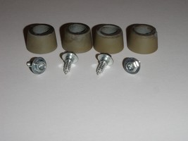 Set of Round feet for West Bend Bread Maker Model 41040 - $180.41 MXN