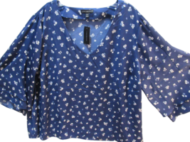 Lane Bryant 22 24 blue white flowers top blouse tiered flutter long sleeve - $25.83