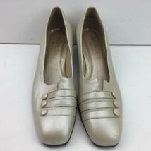 Vintage California Magdesians Bold Beige Close Toe Pump Heels Shoes Office 8.5M - £19.92 GBP