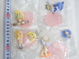 Solid Toy&#39;s Works Lunch Box Lunch &amp; Potechi Figure Lot of 4 - $3,133.89 MXN