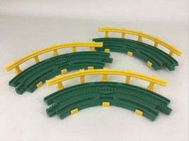 GeoTrax Replacement Railroad Track Pieces 3 Lot Green  Guardrail Fisher Price G3 - £13.23 GBP