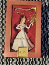 Lenox Christmas Belle Ornament Disney Beauty And The Beast Showcase Collection - £26.24 GBP