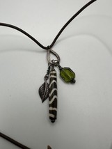 Vintage Leather Sterling Silver Green Bead Leaf Pendant Necklace 17” - £22.13 GBP