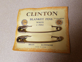 Vintage Clinton Blanket White 2 Pins on Original Card Brass Rustproof (NEW) - £7.74 GBP