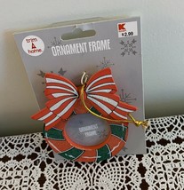 KMART Trim A Home Wreath Christmas Photo Wooden Ornament 4 Inch MIP Brand New - £9.44 GBP