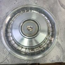 1979-1990 Cadillac Fleetwood Brougham Fits 15 Inch Wheel Hubcap w White ... - $52.17