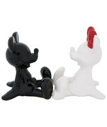 Mickey and Minnie Mouse Sitting Salt &amp; Pepper Shakers Multi-Color - £19.62 GBP