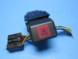 99-02 Toyota 4Runner Emergency Hazard Light Control Switch Button 84332-35080 OE - £23.01 GBP