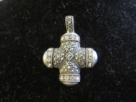 &quot;&#39;.925 Silver Cross Pendant With Rhinestone Accents&quot;&quot; - No Chain - Thailand - £8.14 GBP