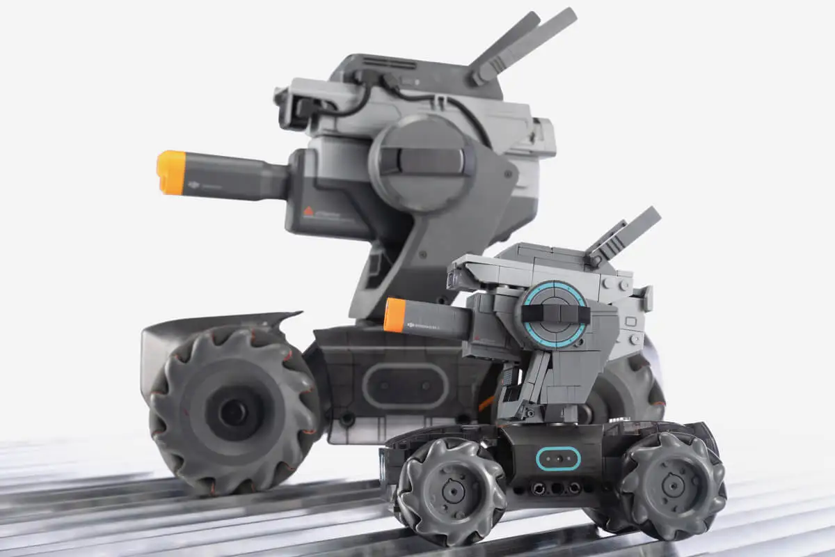 RoboMaster S1 DJI 484 Pieces Ai programmed robots DIY electric remote contr - £114.67 GBP