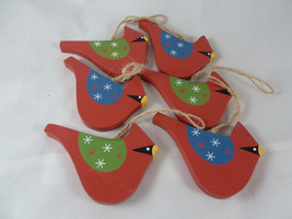 Red Cardinal Christmas Ornaments Wooden Birds 6 pieces 3&quot; X 4&quot; - $190.82 MXN