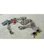 Movies / Holiday /  Planet Hollywood / USA Themed Charm Bracelet - $372.15 MXN