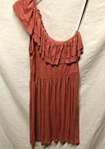 Forever 21 Womens Sz M One Cold Shoulder Dress Above Knee Apricot  - £13.24 GBP