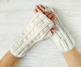 Fingerless Wool Gloves Women Winter  Handmade Crochet Fingerless Mittens - £30.99 GBP