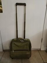 Briggs &amp; Riley Travelware Rolling Expandable Briefcase Carry-On Olive 2-... - $1,649.08 MXN
