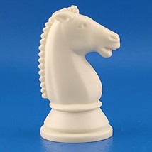 1981 Whitman Chess Knight Ivory Hollow Plastic Replacement Game Piece 48... - $3.70
