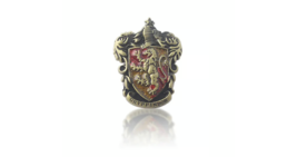 Free Shipping-Harry Potter Gryffindor Lapel Pin New - £10.66 GBP