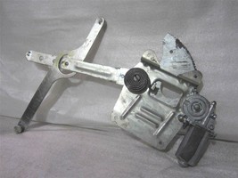 OEM 1994-2005 GMC Jimmy Left Driver&#39;s Side Front Window Regulator W/ Power Motor - £43.38 GBP