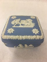 Vintage Wedgwood Blue Jasperware Large Covered Trinket Dresser Jewelry Box - £20.38 GBP