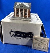 Hawthorn Porchlight Collection &quot;The Bank&quot;  Christmas Village With COA An... - $554.45 MXN