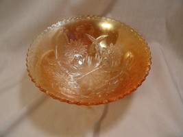 Marigold Carnival Glass Daisies and Crackle 8&quot; Bowl - £31.96 GBP