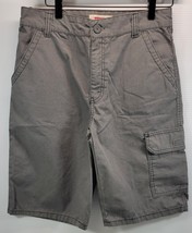 Boys Levi&#39;s Gray Cargo Shorts - Size 16 Reg W28 - $269.75 MXN