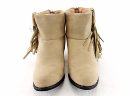 Women&#39;s Suede Boots, Easy USA ~ Beige, 2½ Inch Heels, Fringe Sides, Size... - £14.34 GBP