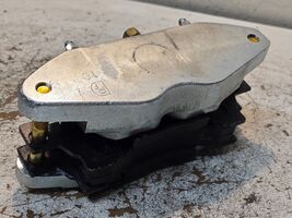 Brake Caliper and Pads 100449 | 8 1/4&quot; Long 4&quot; Wide 3 1/2&quot; Tall - €98,55 EUR