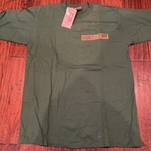 Vintage Crable Sportswear Mens T-Shirt Green Salem-Teikyo Crew Neck L New - $19.79