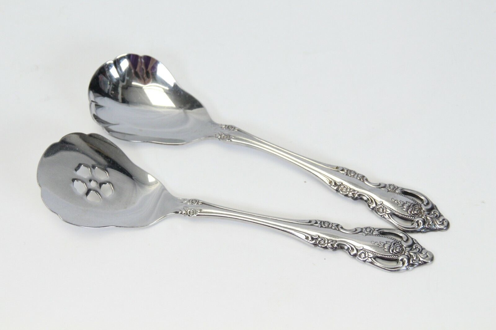 Oneida Brahms Jelly Server 6&quot; and Sugar Shell Spoon 6&quot;  Stainless Lot of 2 - $5.87