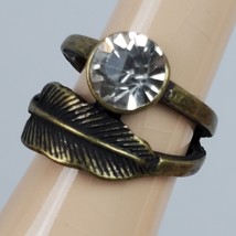 Vintage Southwestern Style Ring Brass Tone w/ Clear Rhinestone Size 7.5 - $178.56 MXN